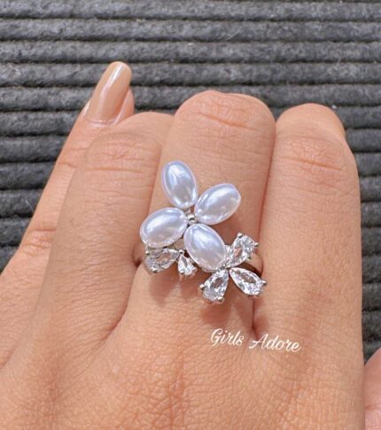 "Stylish & Adjustable Ring."