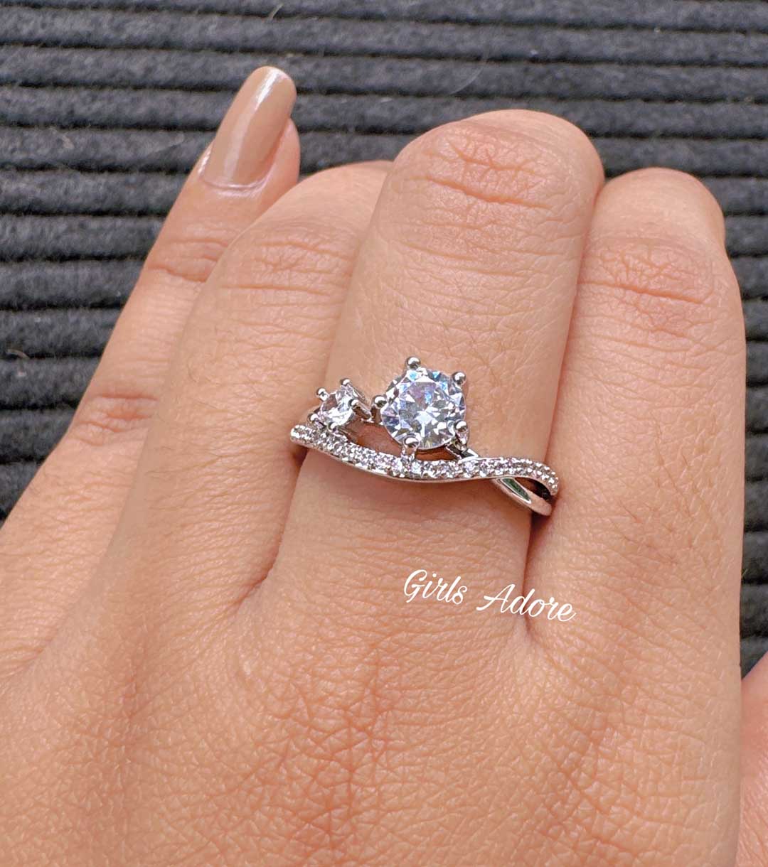 Gar 58 "Stylish & Adjustable Ring." - Image 1