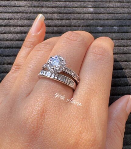 "Stylish & Adjustable Ring."