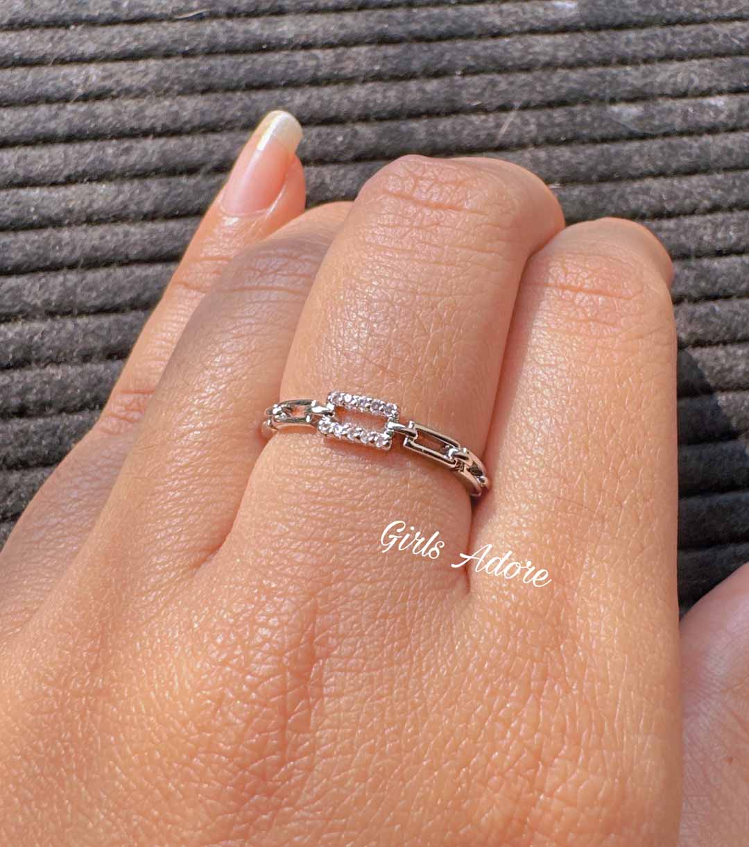 Gar 131 "Stylish & Adjustable Ring." - Image 1