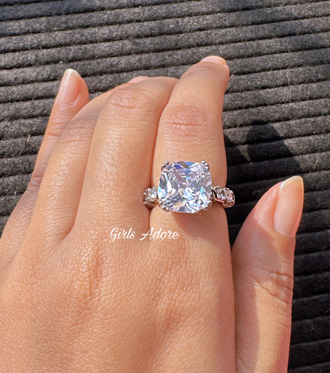 Finger-Ring-0066 Exclusive Diamond Cut Finger Ring - Image 1