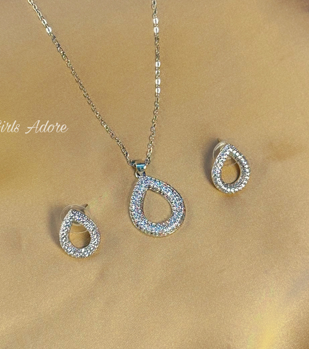 GAP-12 "Classic Teardrop Elegance Set" - Image 1