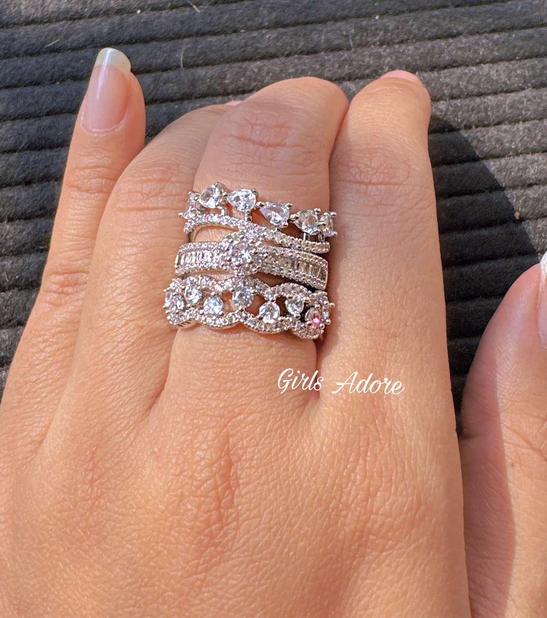 Gar-233 The Trinity Glamour Ring Set - Image 1