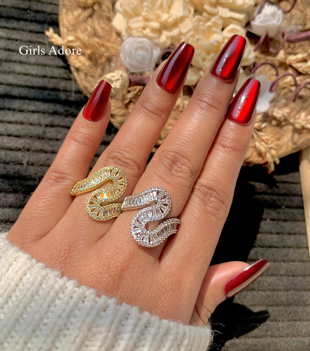 Gar-311 Royal S-Shape Crystal Ring - Image 1