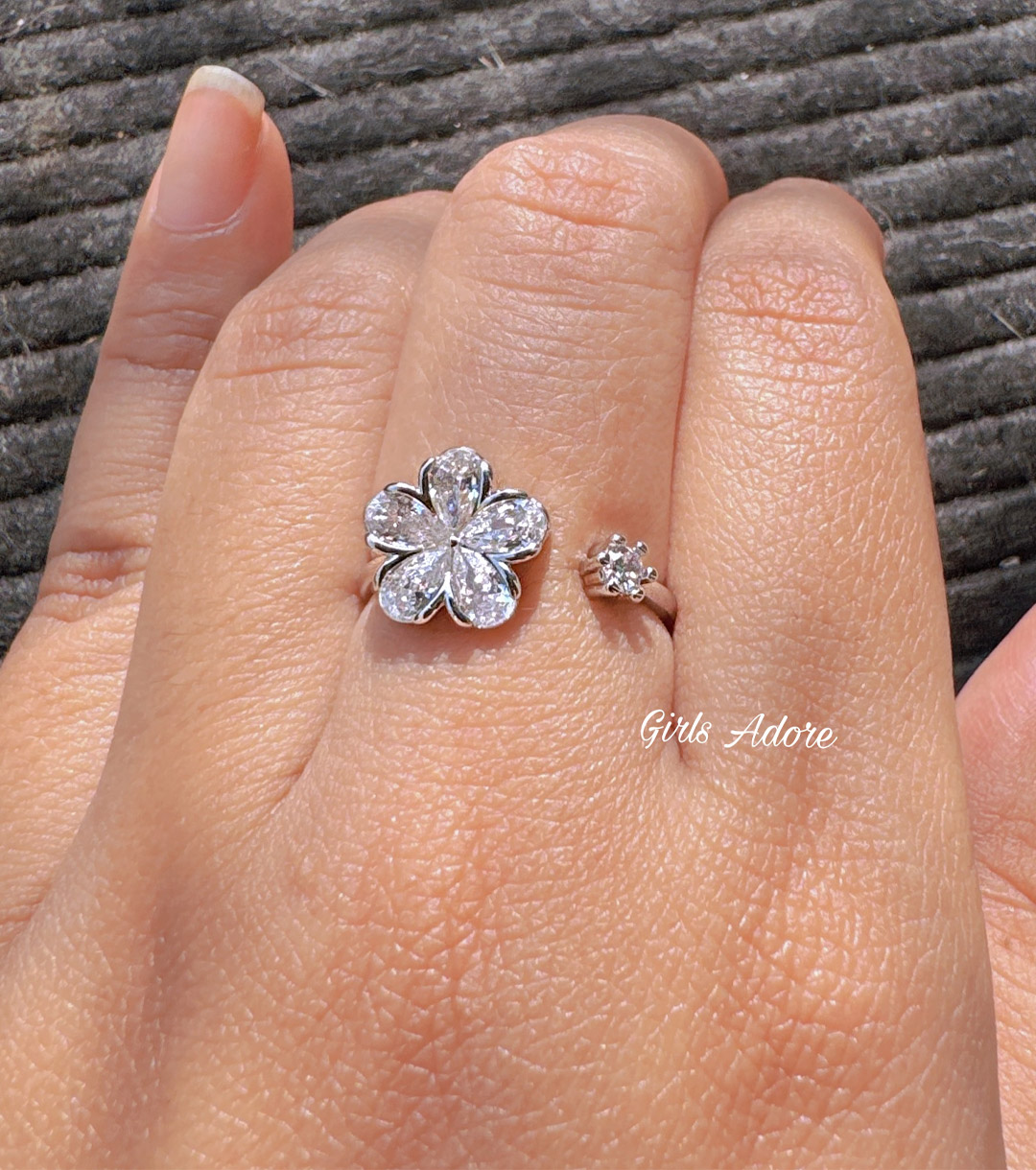 Gar-26 Crystal Vine Adjustable Ring - Image 1