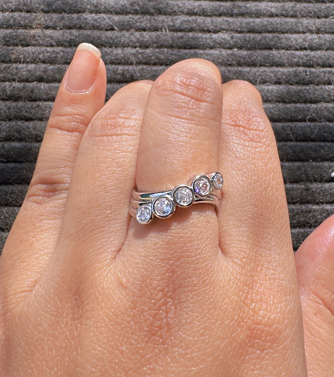 Gar-56 Crystal Vine Adjustable Ring - Image 1