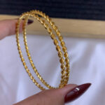 999 Elegant Golden Petal Minmalist Bangles