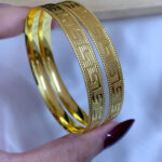 999 Elegant Golden Petal Minmalist Bangles