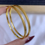 999 Elegant Golden Petal Minmalist Bangles