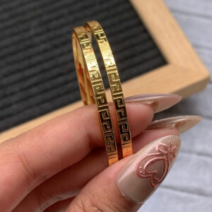 999 Elegant Golden Petal Minmalist Bangles