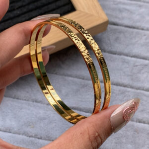 999 Slim Elegance Bangle