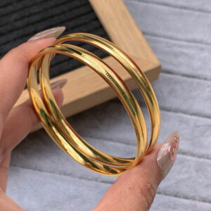 999 Elegant Golden Petal Minmalist Bangles