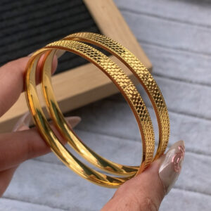 999 Elegant Golden Petal Minmalist Bangles